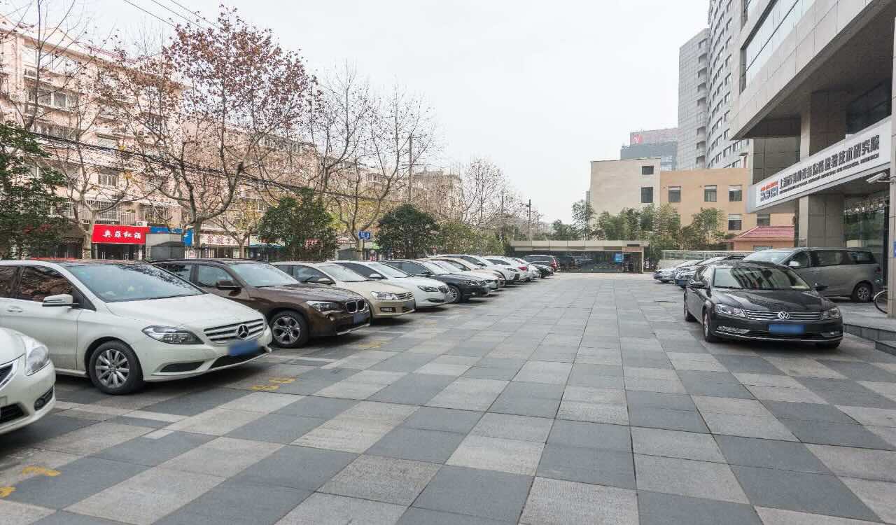 新曹杨科技大厦
