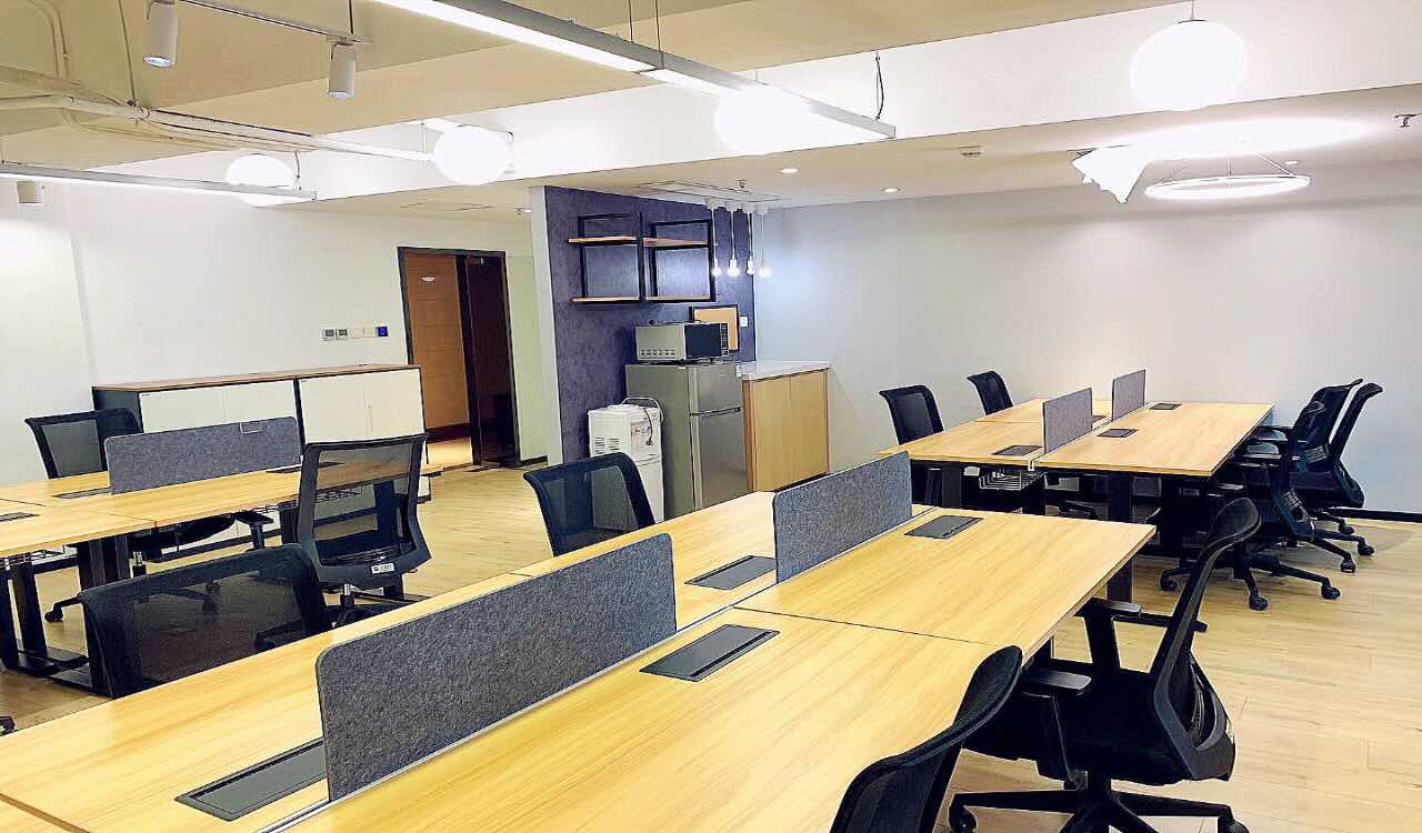 普陀区沙田大厦103.28精装修带家具，拎包入住