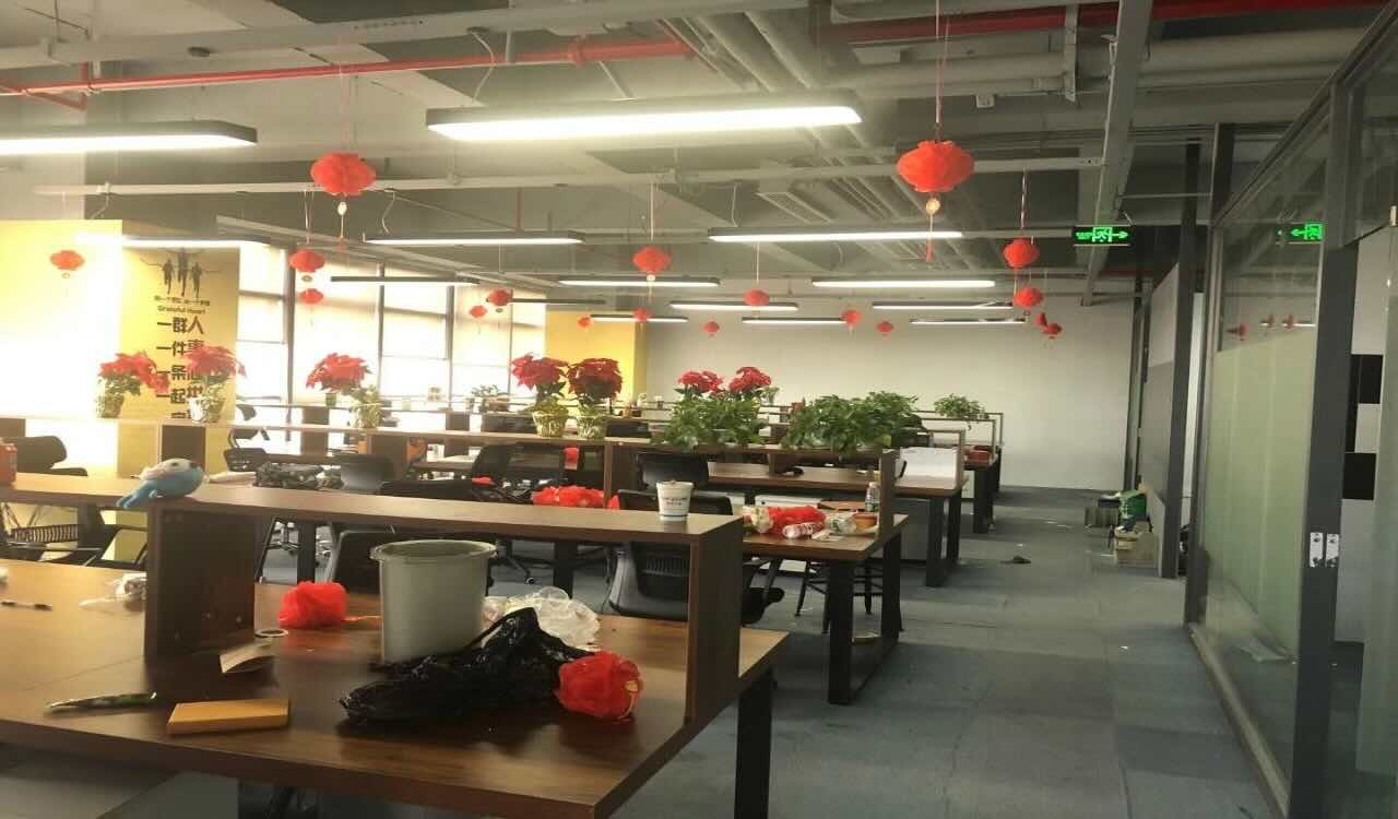 龙湖虹桥天街289平米办公室出租_4.87元/m²/天