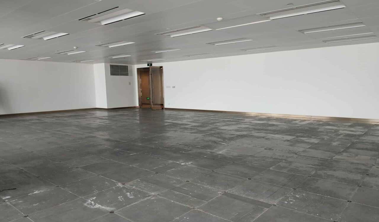 普陀区地标性建筑，月星环球港，面积多选，免租期长