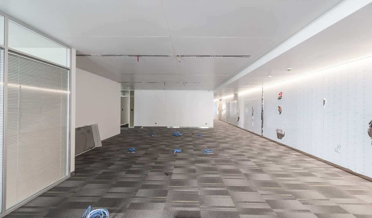 上海中心大厦超长免租期|历史超低价|地标建筑|紧邻地铁站