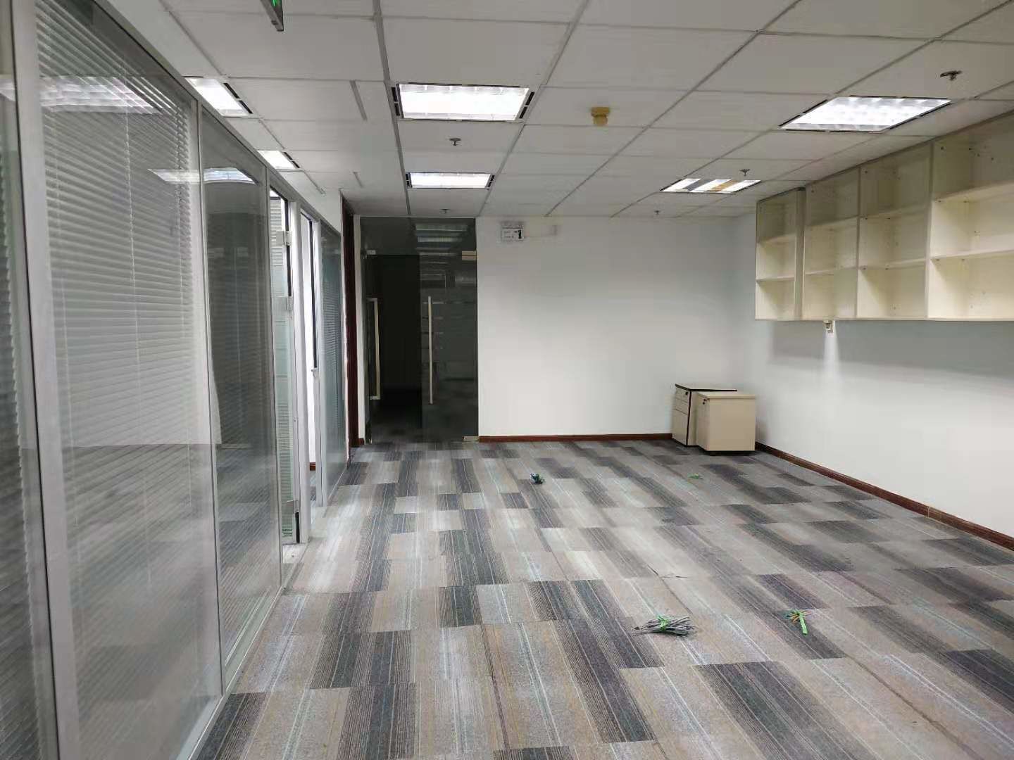 新上海国际大厦陆家嘴新上海国际大厦，一线江景，业主直租