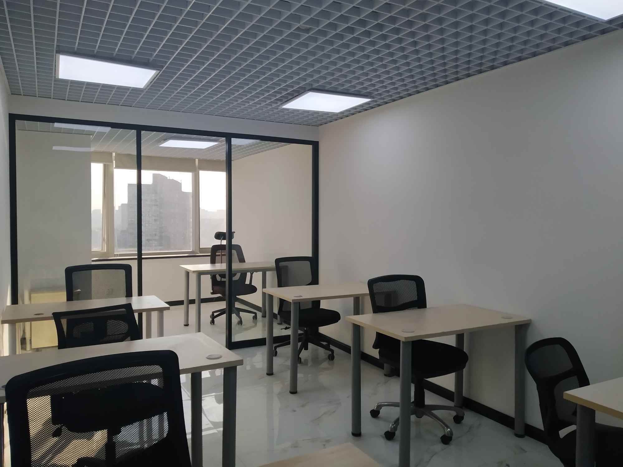 中关村科技大厦曹杨路地铁站，中关村科技，精装修带家具，拎包入住