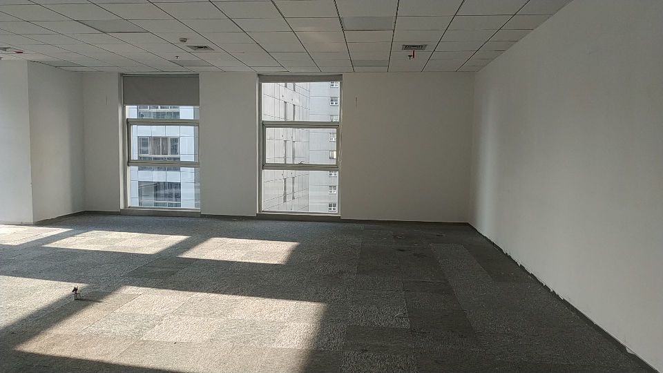 宝华城市晶典大厦长寿路 宝华城市经典大厦 101平 户型方正