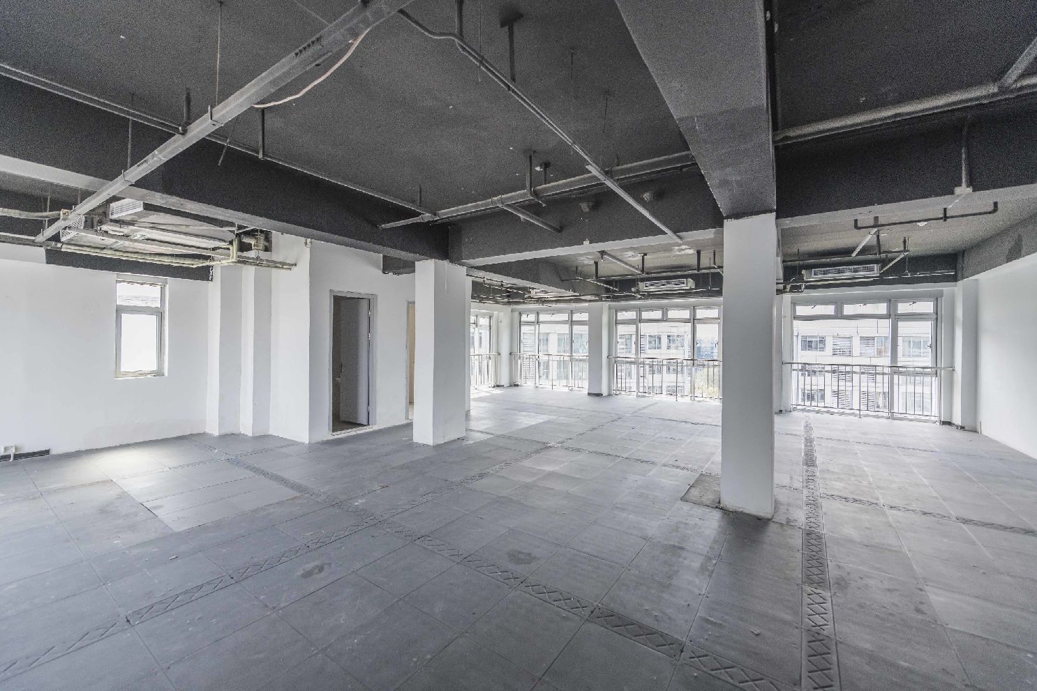 建滔广场长宁临空园区207平办公室出租
