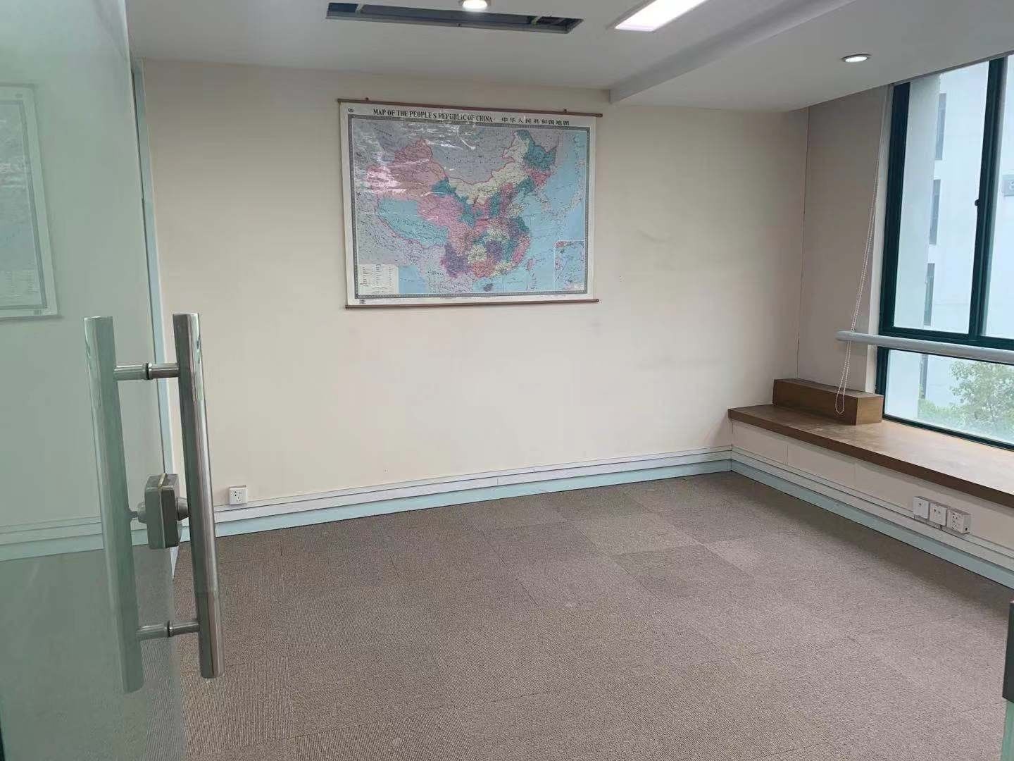 东华大学国家大学科技园东华大学科技园108平方米精装修　装修房子　南北通透