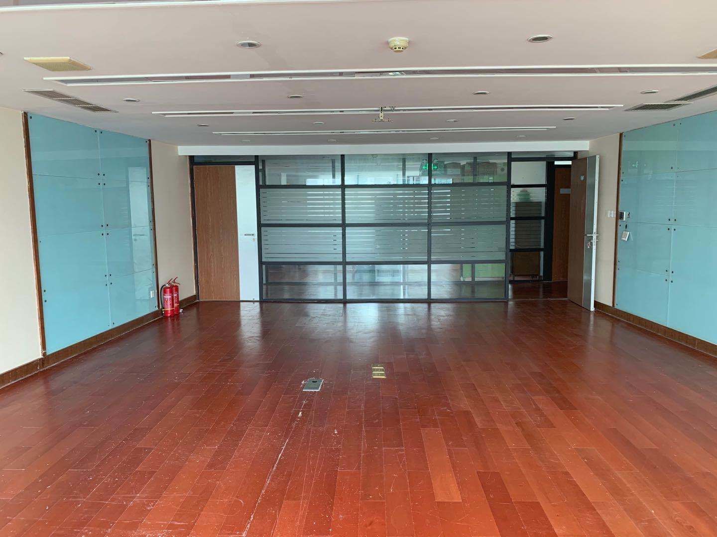 东华大学国家大学科技园108平米办公室出租_3.65元/m²/天