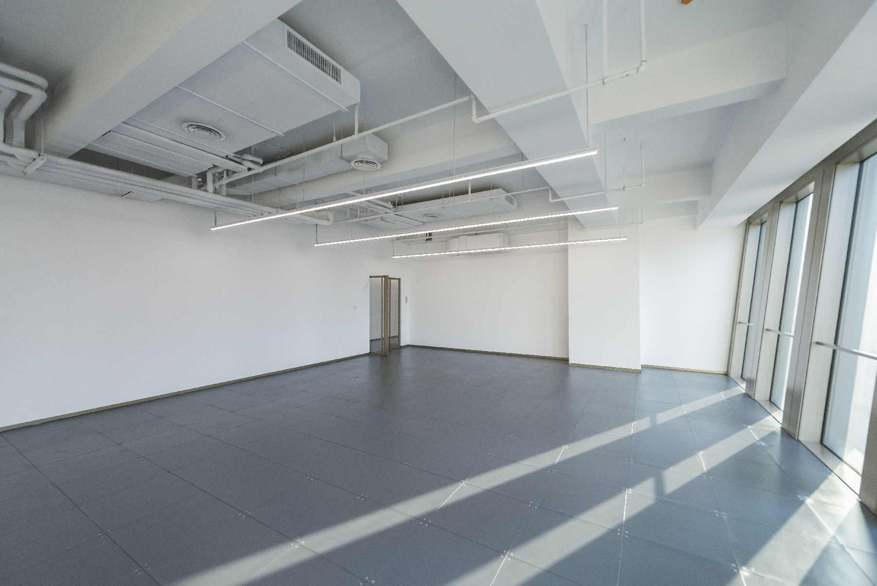 古北SOHO10号线伊犁路50米，古北soho，看公园全景