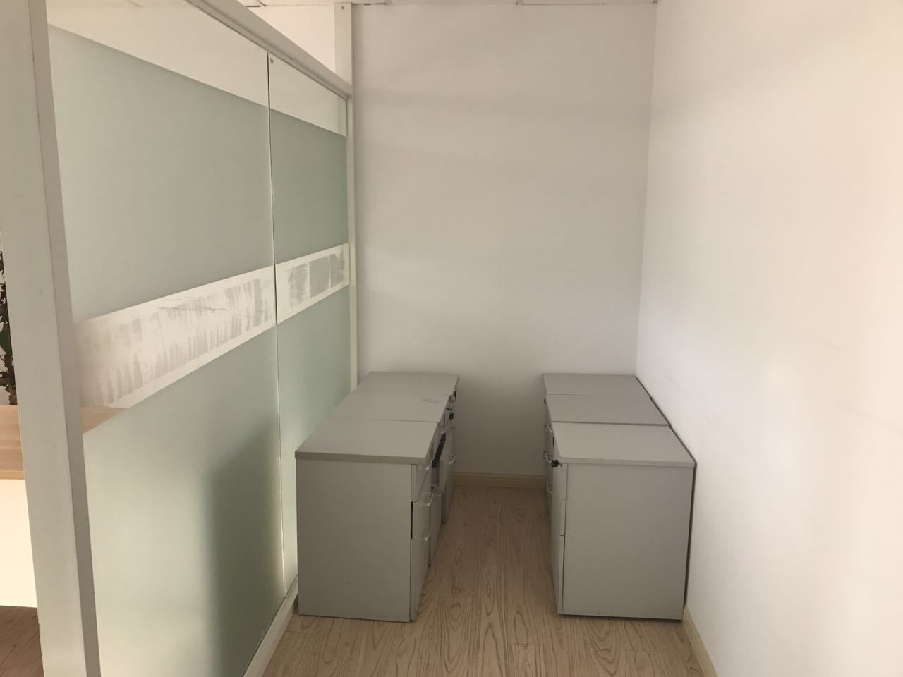 城汇大厦城汇大厦，交通便利，商圈成熟，业主直租，户型方正
