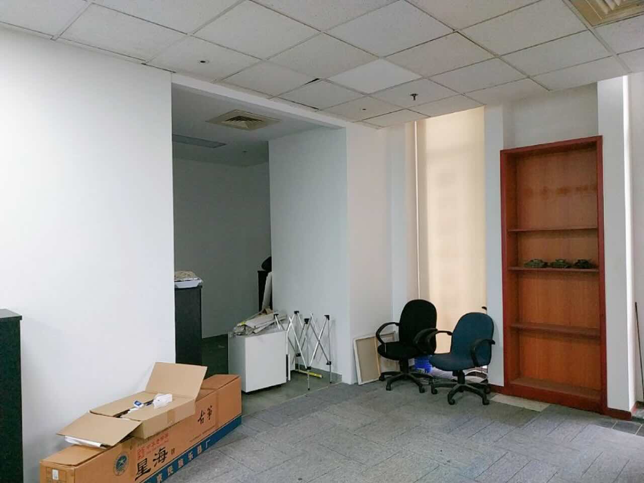 港泰广场人民广场，港泰220㎡带装修，多轨道交通