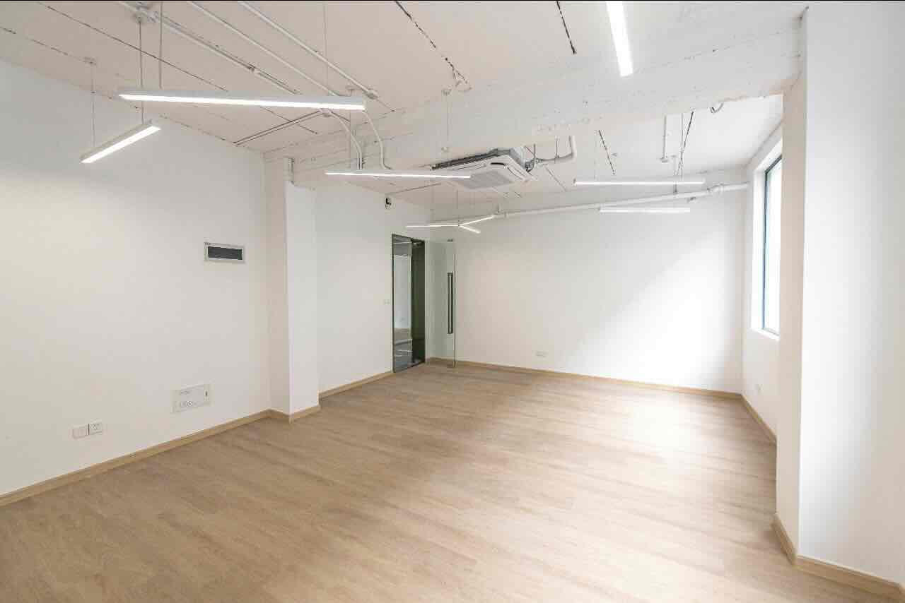 趣办上勘112平米办公室出租_7.50元/m²/天