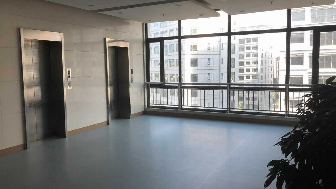 鑫达商务楼临空园区，鑫达商务楼，整层1560平，办公室出租　