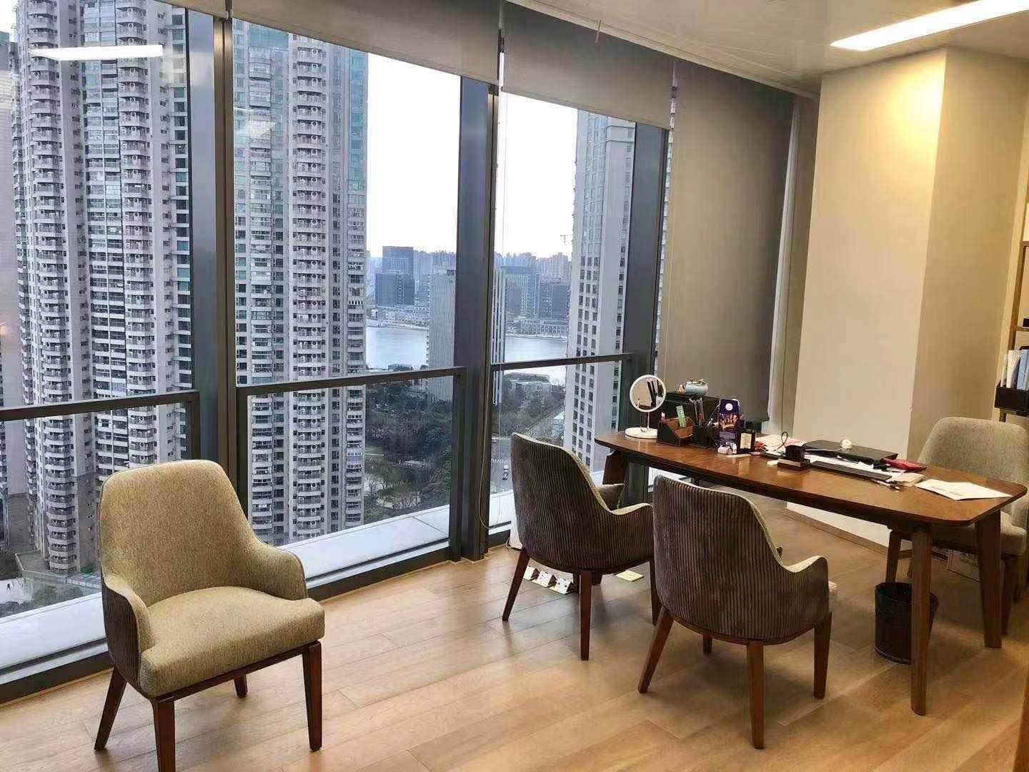 上海世茂大厦八佰伴，上海世茂大厦，398平米，简装修，品质好