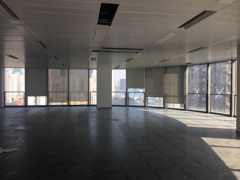 上海世茂大厦上海世茂大厦 陆家嘴新楼 朝东对电梯 商城路站地铁