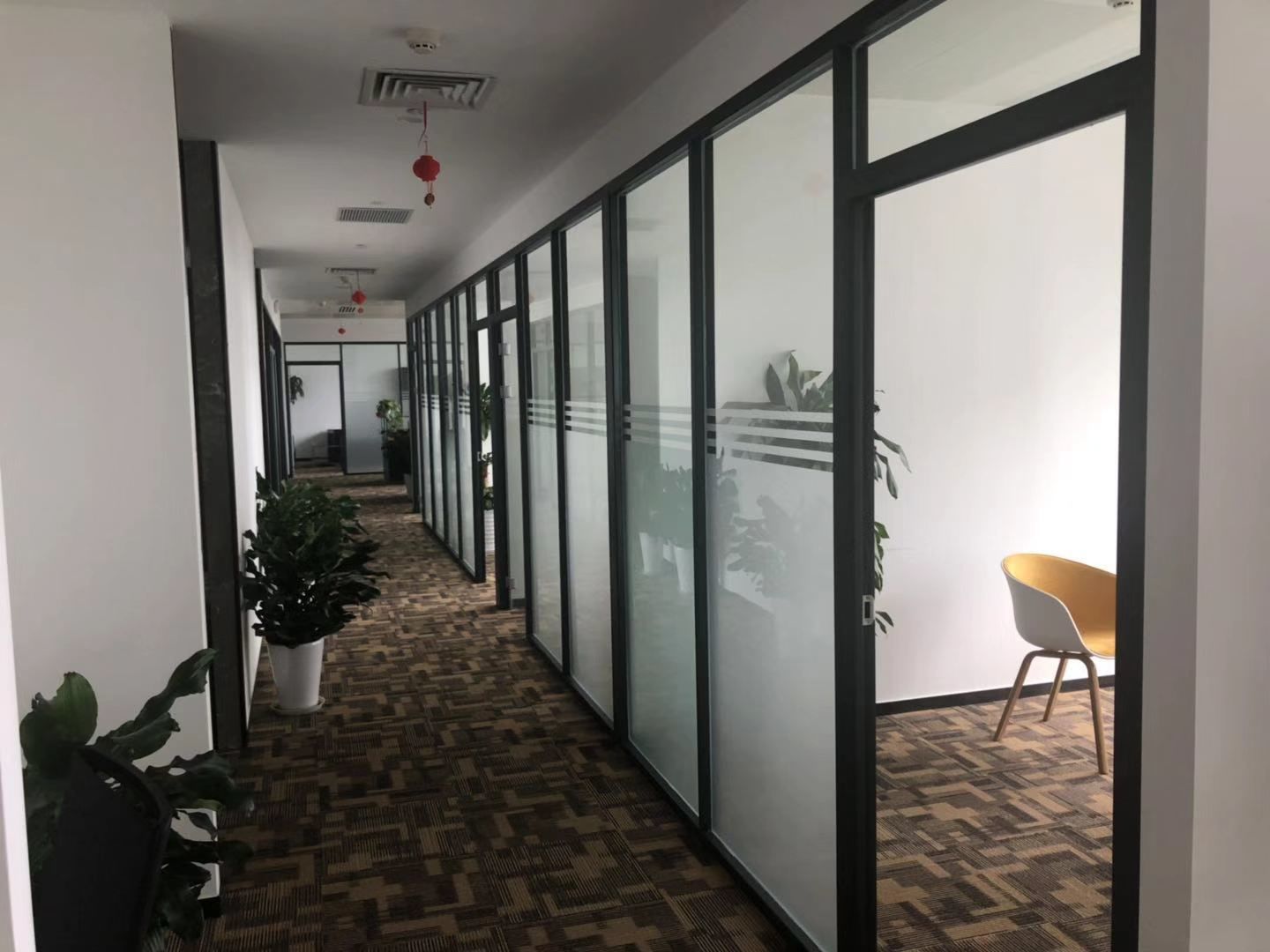 环球都会广场世博板块7号线　后滩站300米　全新楼宇　一线江景