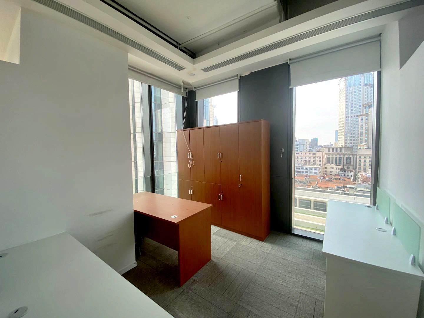 外滩SOHO黄浦江一线江景，外滩万国建筑群高端办公推介