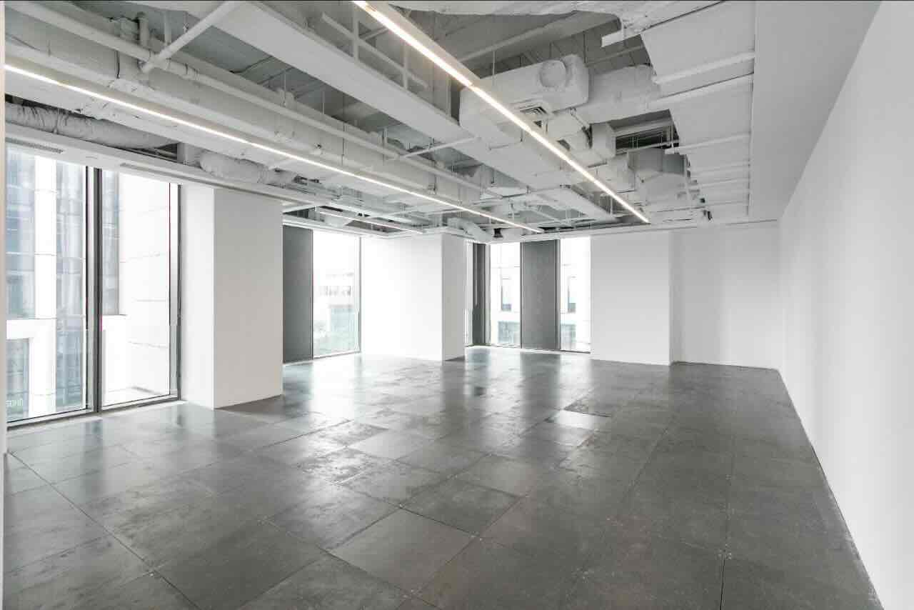 外滩SOHO2015年竣工标志性建外滩SOHO江景房毗邻BFC