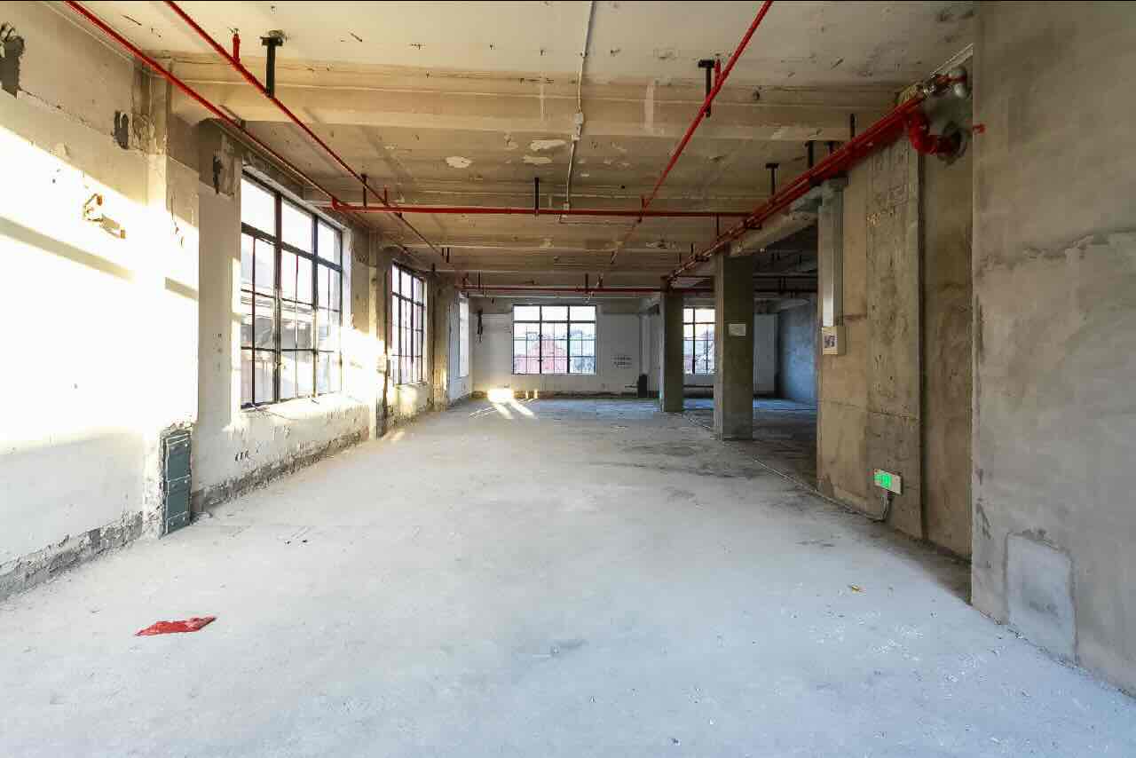 BAIwork 四川中路133号349平米办公室出租_11.78元/m²/天