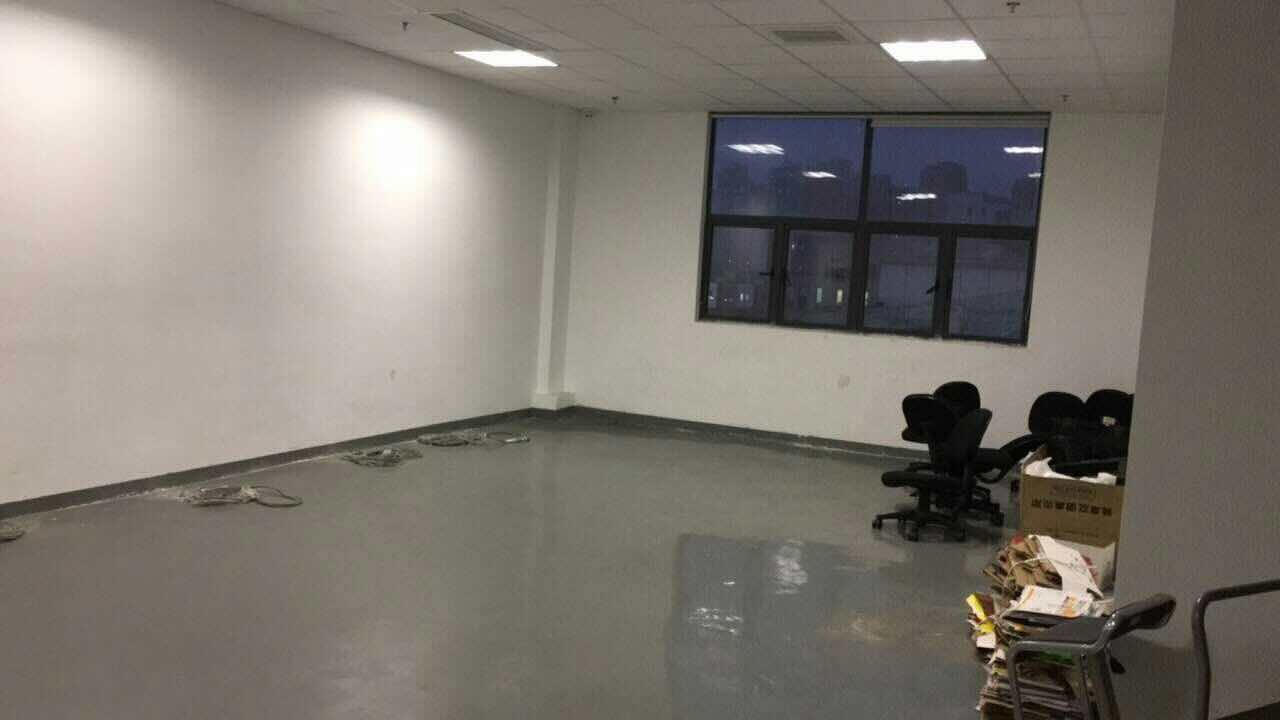 巨丰商务广场新静安（闸北） 巨丰商务广场 38平米 简装修