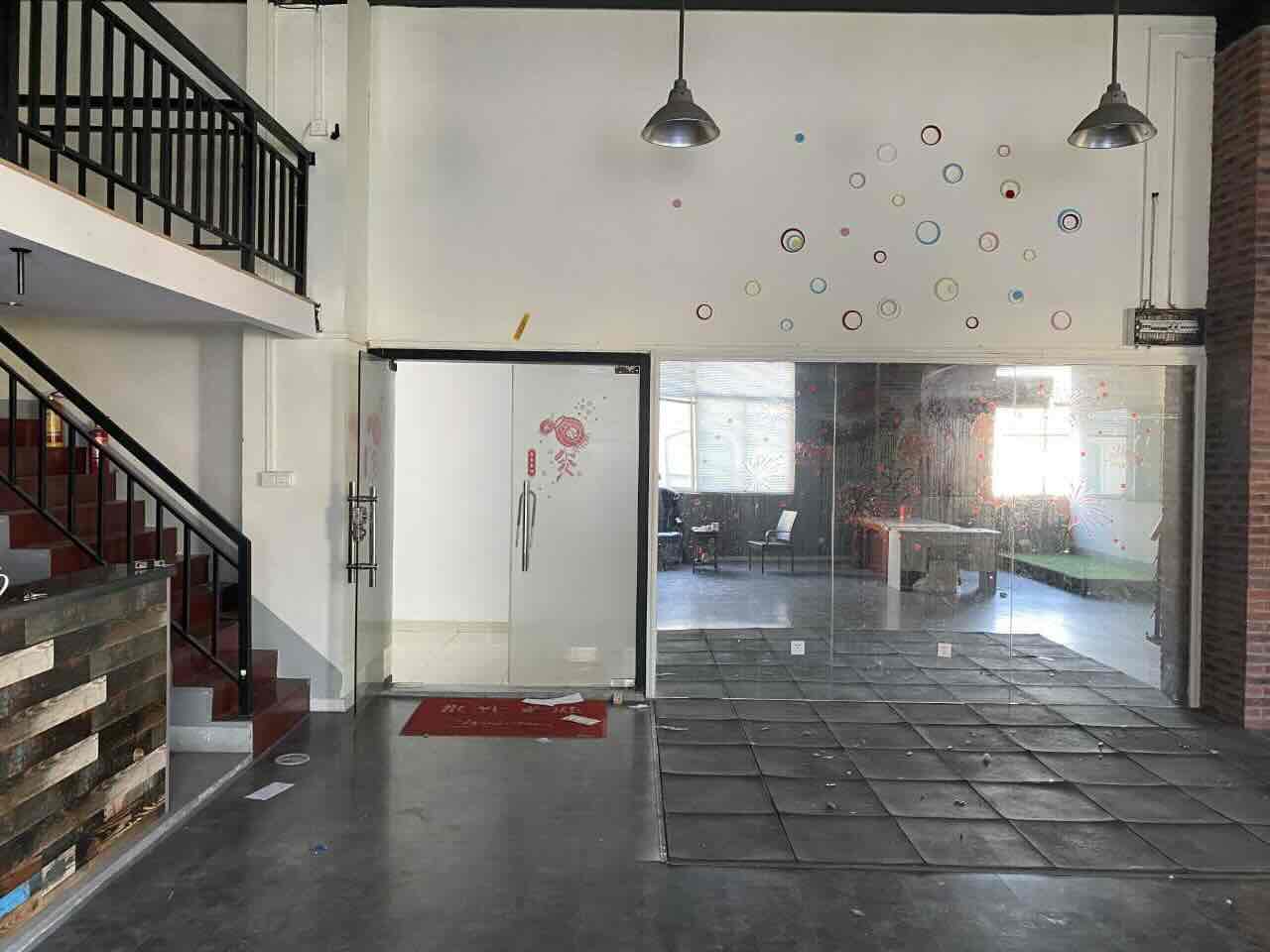 巨丰商务广场新静安（闸北） 巨丰商务广场 181平米 简装修