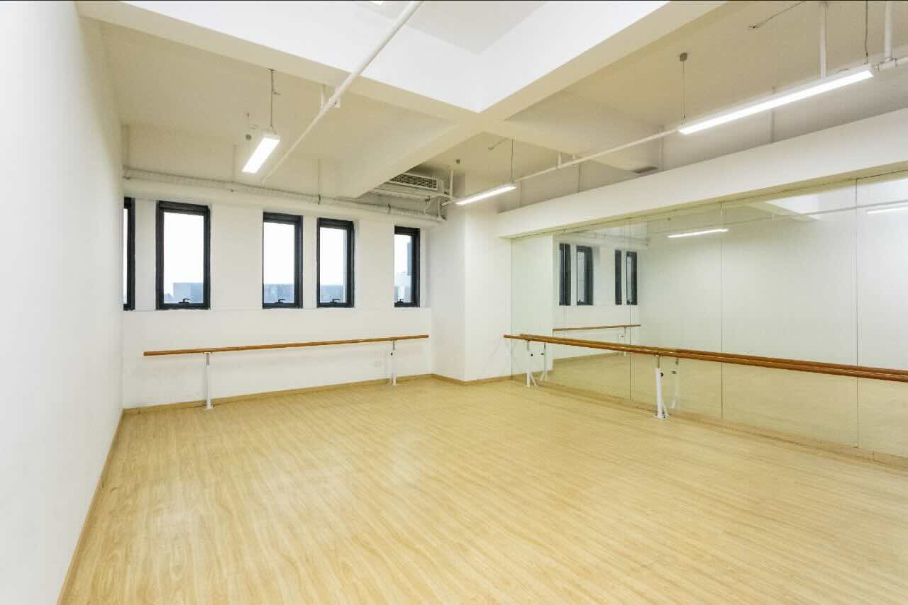 欧银集心大楼99平米办公室出租_2.80元/m²/天