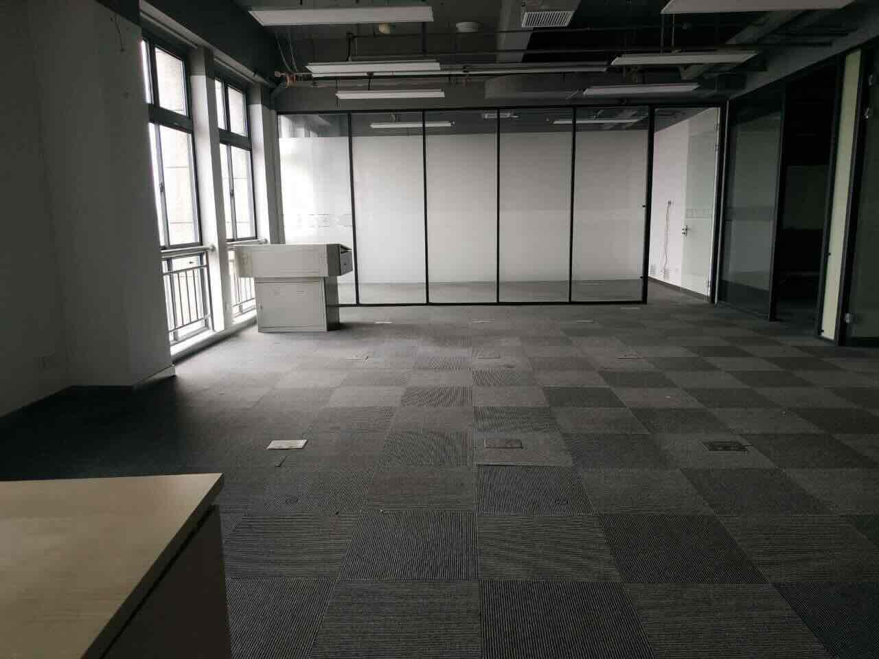 中环科技园闵行 中环科技园 256平米 中等装修