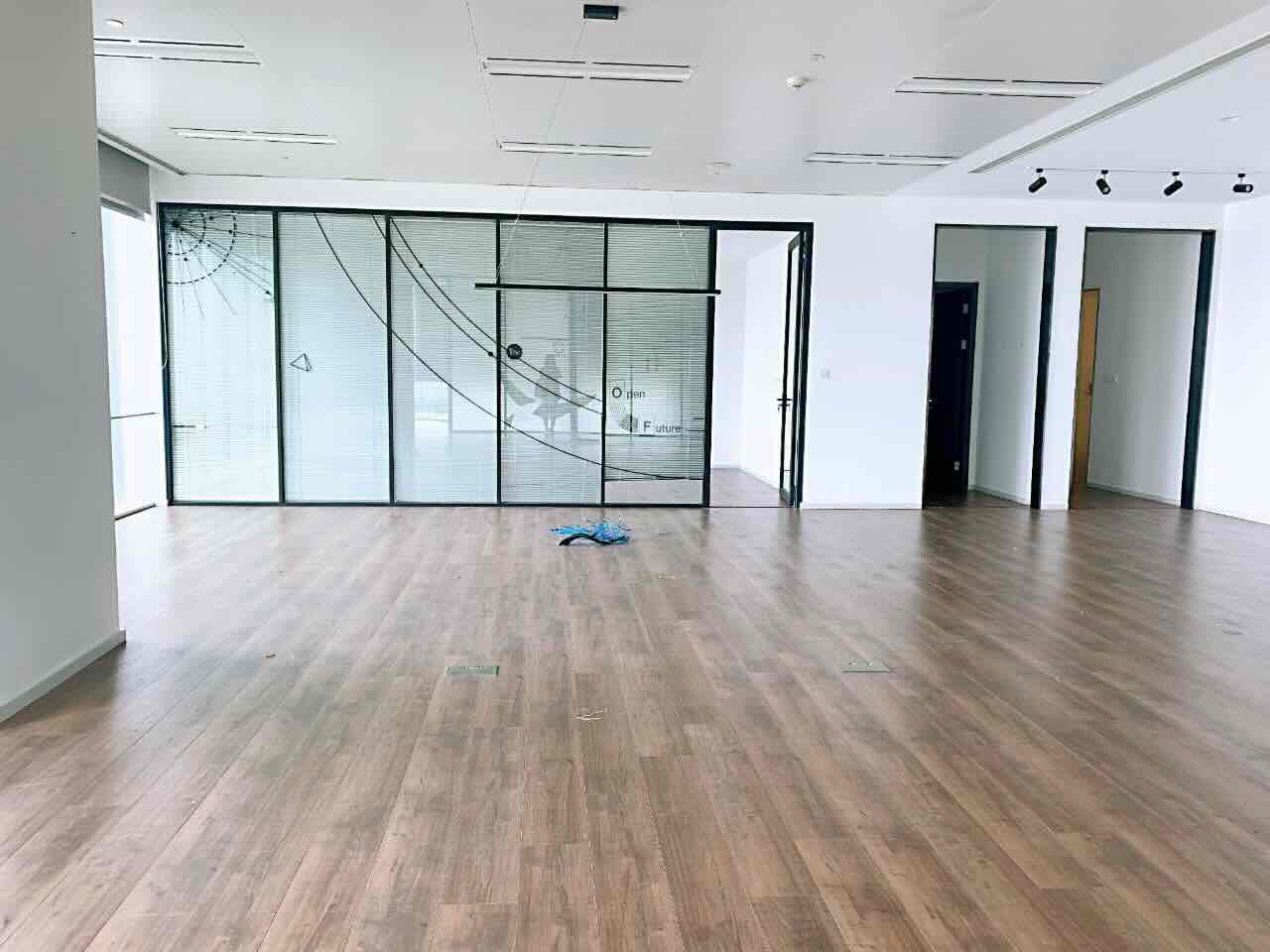 中庚环球创意中心闵行 中庚环球创意中心 399平米 精装修