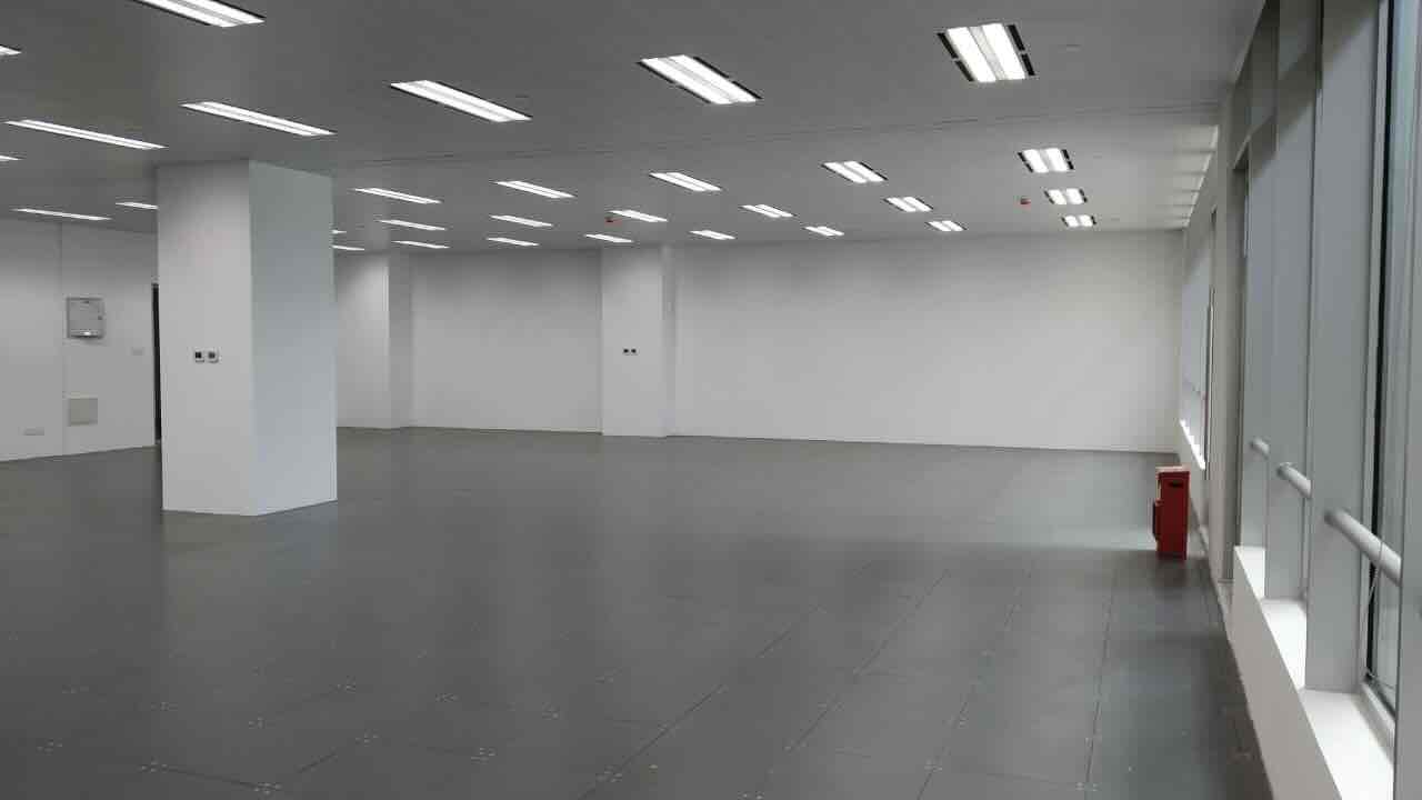 虹桥丽宝广场172平米办公室出租_5.00元/m²/天