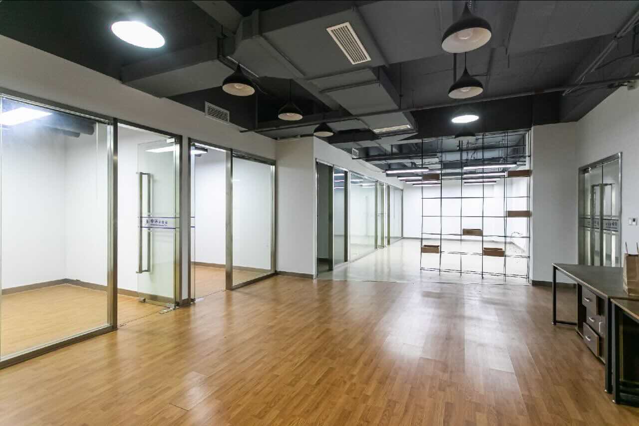 中环科技园闵行 中环科技园 210平米 简装修