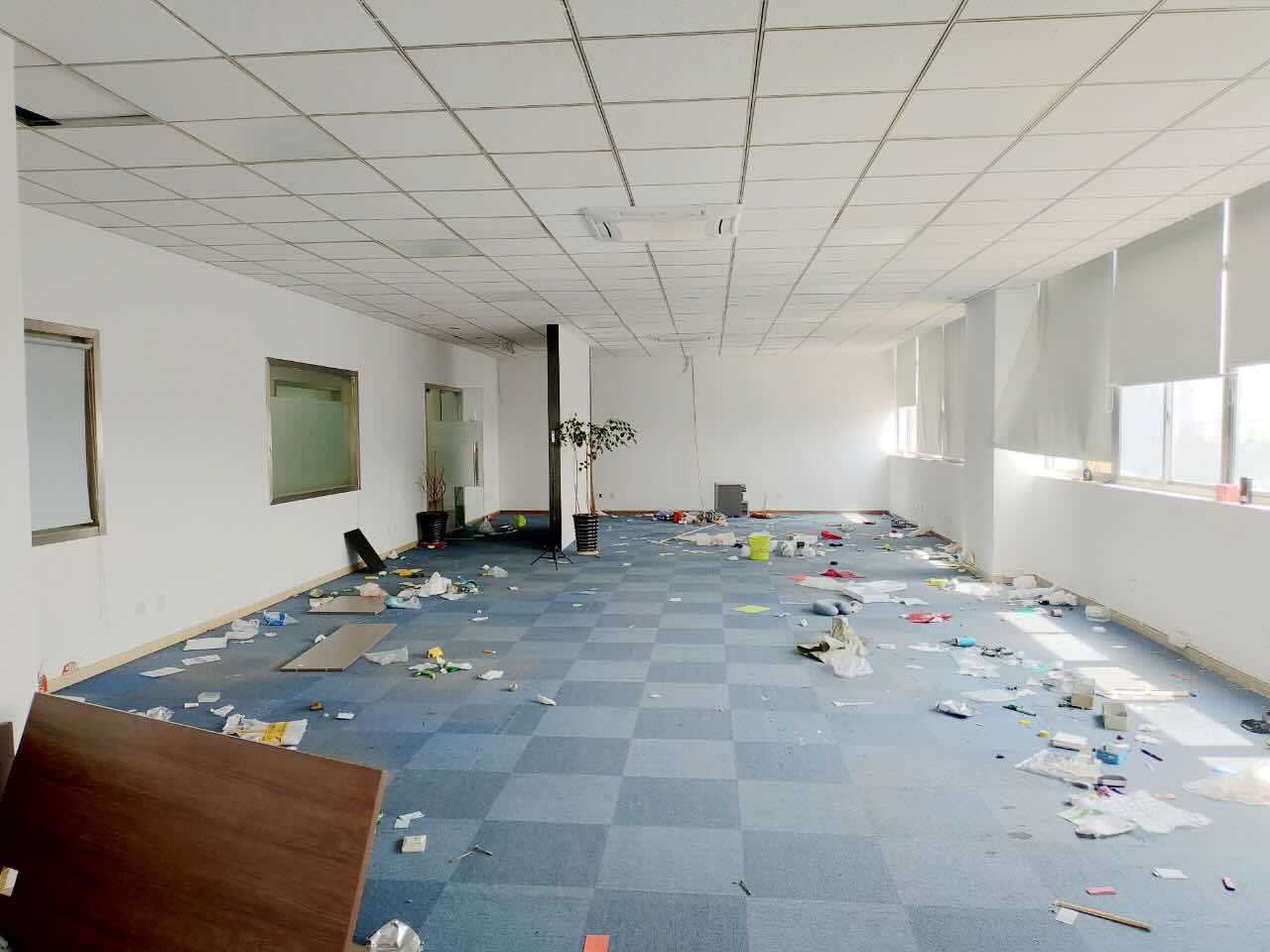 罗阳商务楼闵行 罗阳商务楼 221平米 精装修