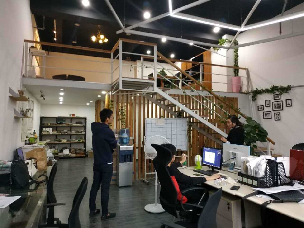 强劲大厦闵行 强劲大厦 127平米 简装修