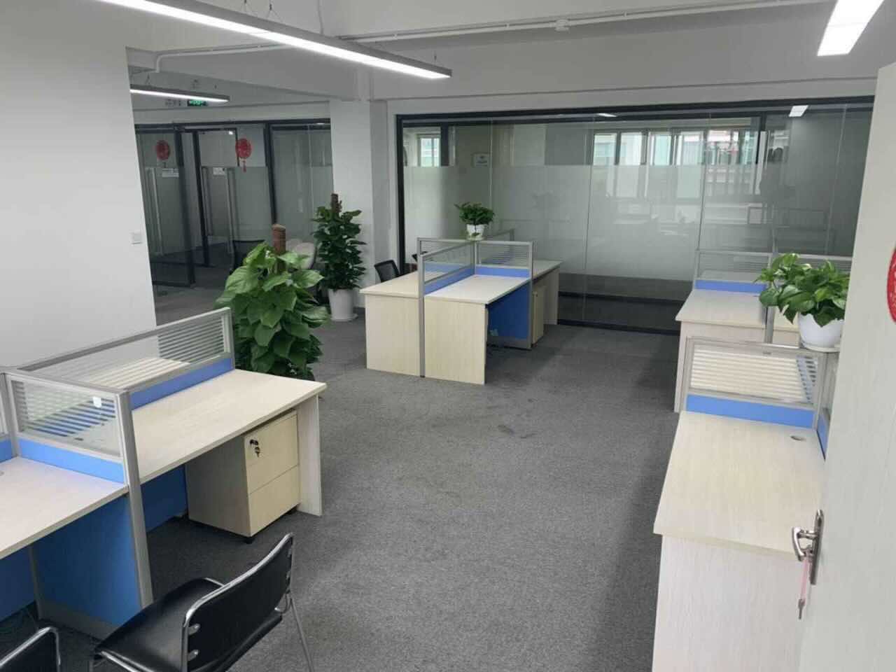 优房商务中心闵行 优房商务中心 110平米 中等装修