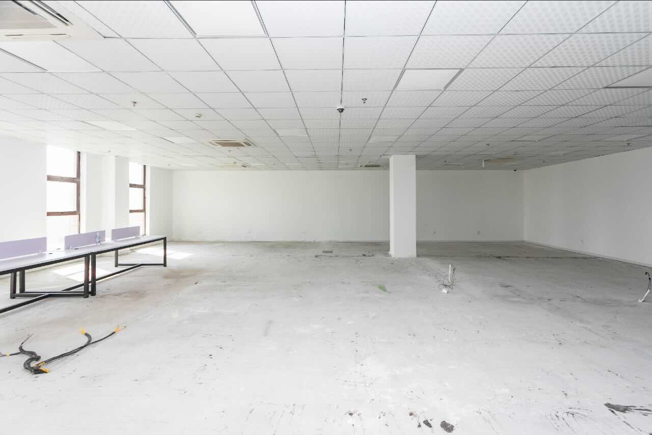 寰泰商务园闵行 寰泰商务园 435平米 简装修