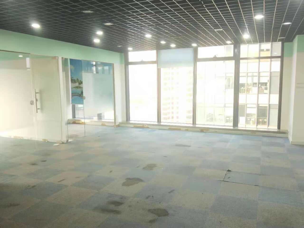 莲花国际商务大厦155平米办公室出租_4.20元/m²/天