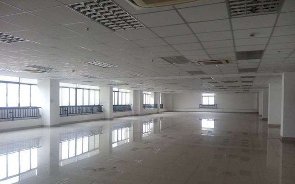 上海理工大学科技园277平米办公室出租_3.20元/m²/天