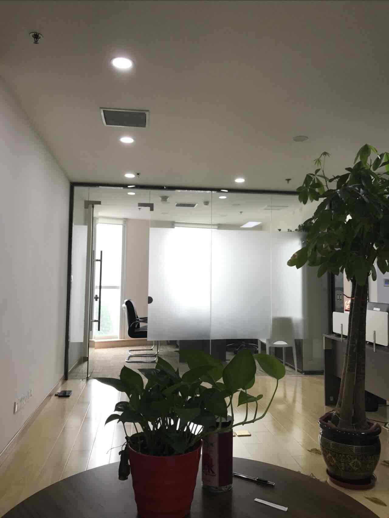 近铁城市广场148平米办公室出租_4.56元/m²/天