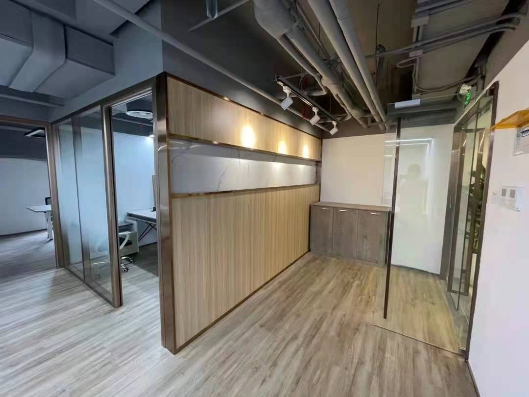 长三角电子商务中心298平米办公室出租_3.00元/m²/天