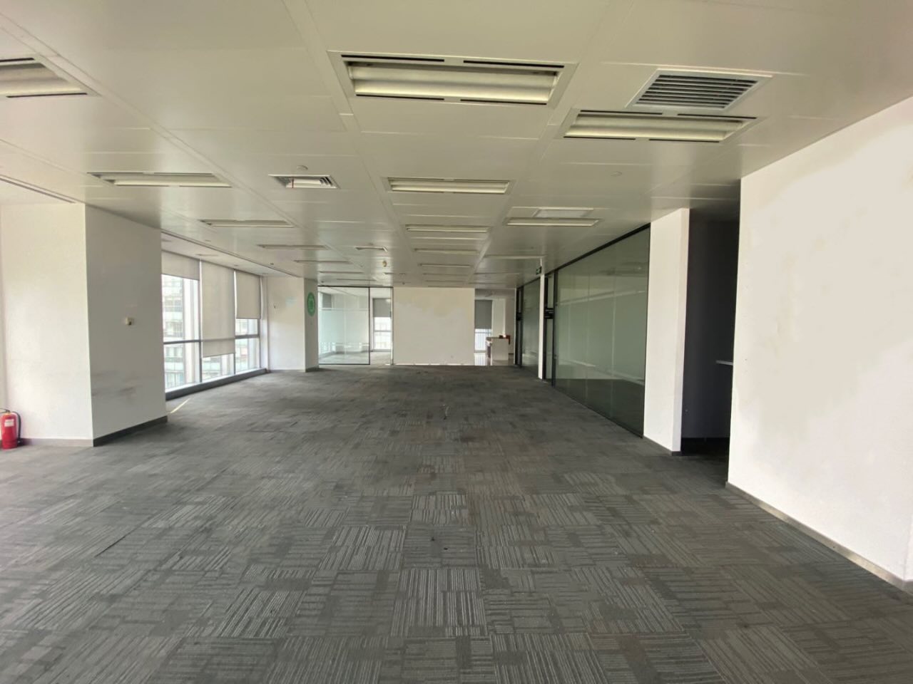 廖创兴金融中心黄浦 廖创兴金融中心 181平米 简装修