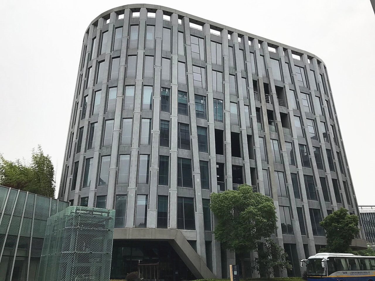 虹桥协信中心长宁 虹桥协信中心 236平米 简装修