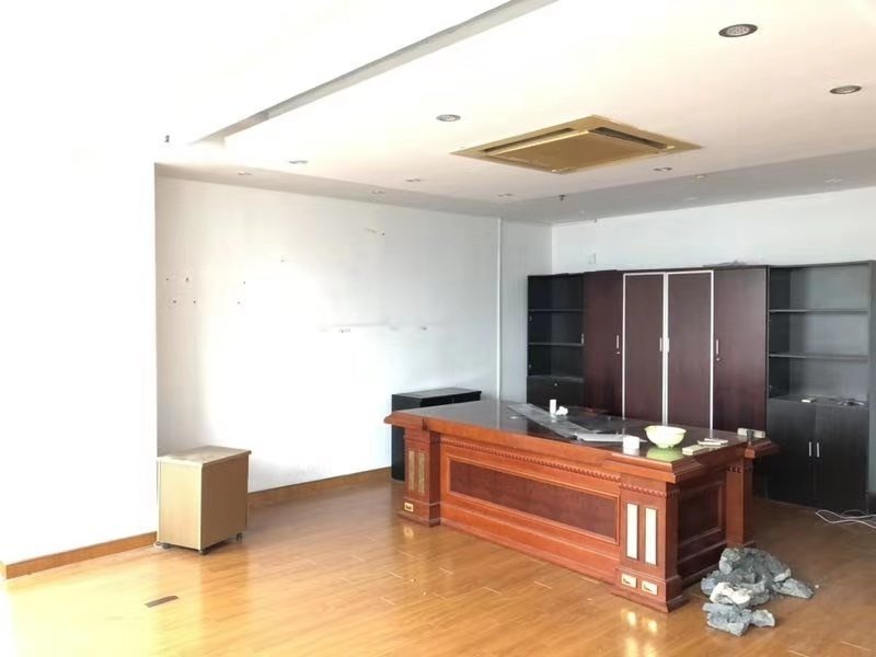 长久商务中心普陀 长久商务中心 370平米 精装修