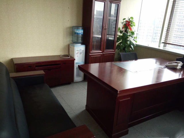 恩瓦德大厦702平米办公室出租_3.20元/m²/天