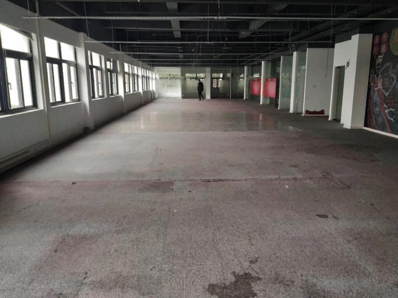 徐汇乐业天地326平米办公室出租_3.50元/m²/天