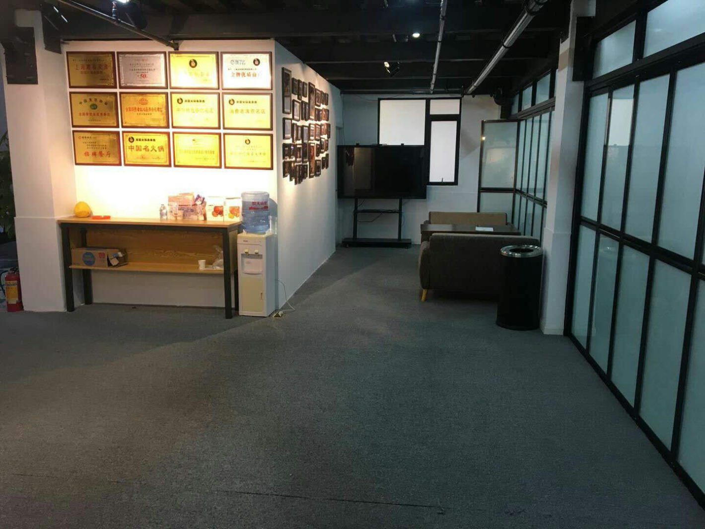 上海申南文化创意园390平米办公室出租_3.00元/m²/天