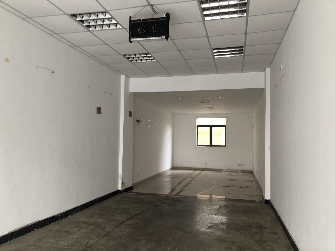 上企置业广场徐汇 上企置业广场 116平米 中等装修