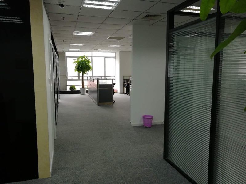 华闻国际大厦长宁 华闻国际大厦 320平米 精装修