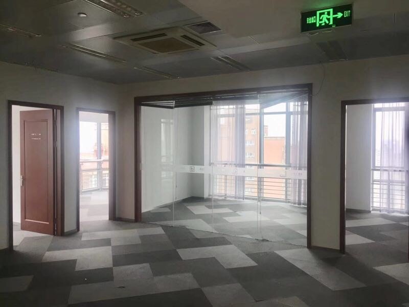 徐汇苑大厦650平米办公室出租_4.50元/m²/天