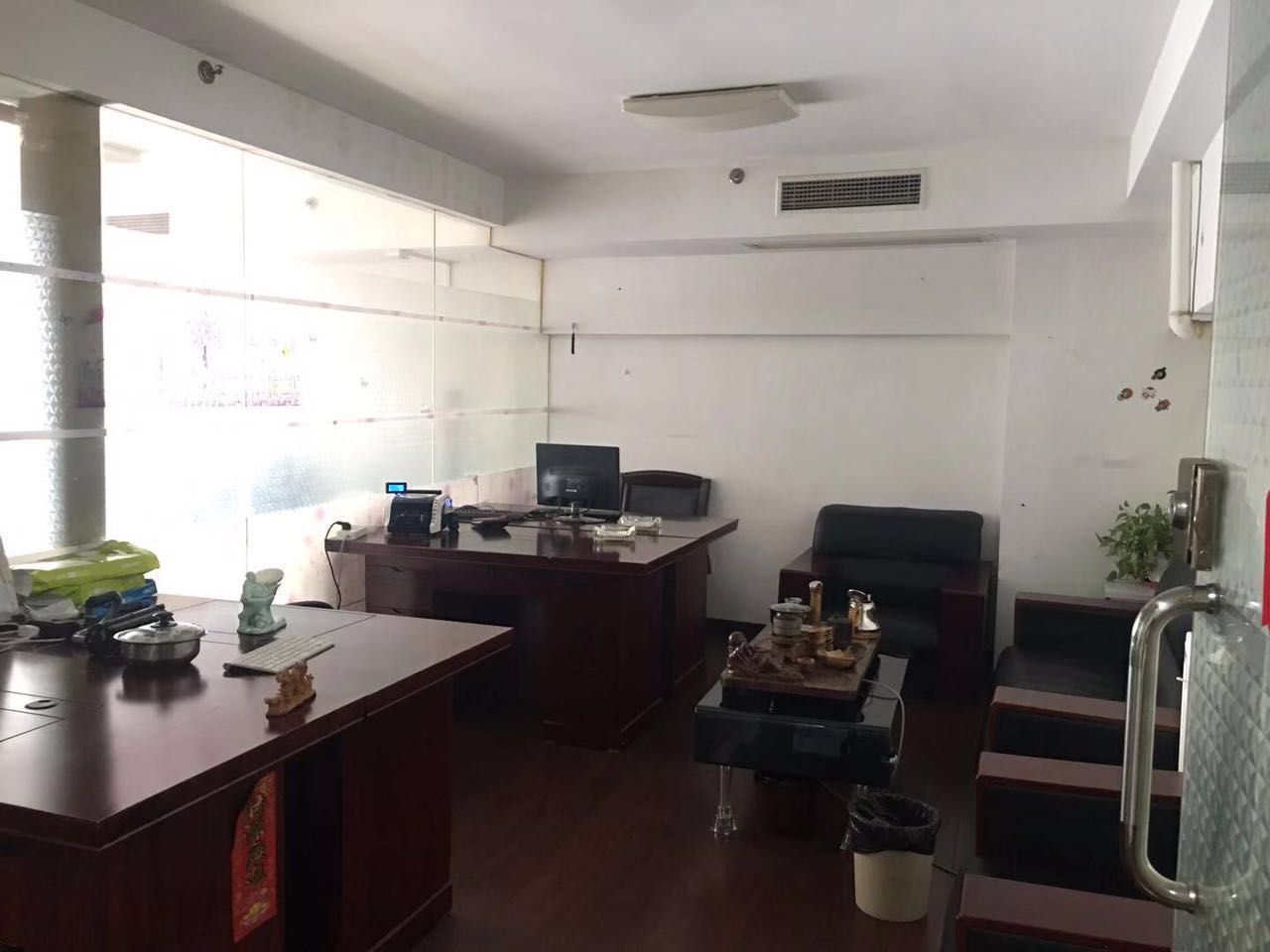 祥腾财富广场新静安（闸北） 祥腾财富广场 240平米 精装修