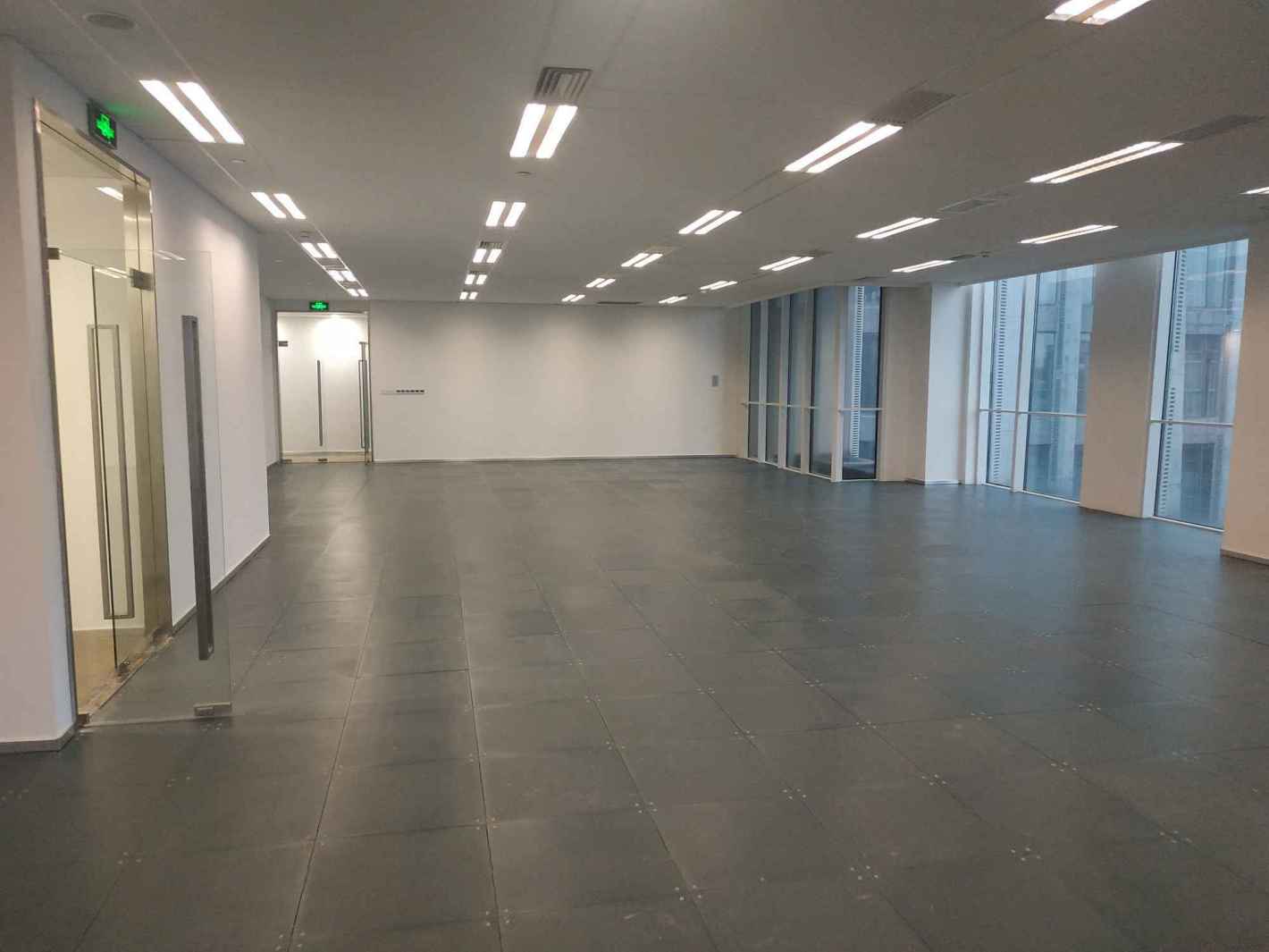 虹桥协信中心329平米办公室出租_3.50元/m²/天