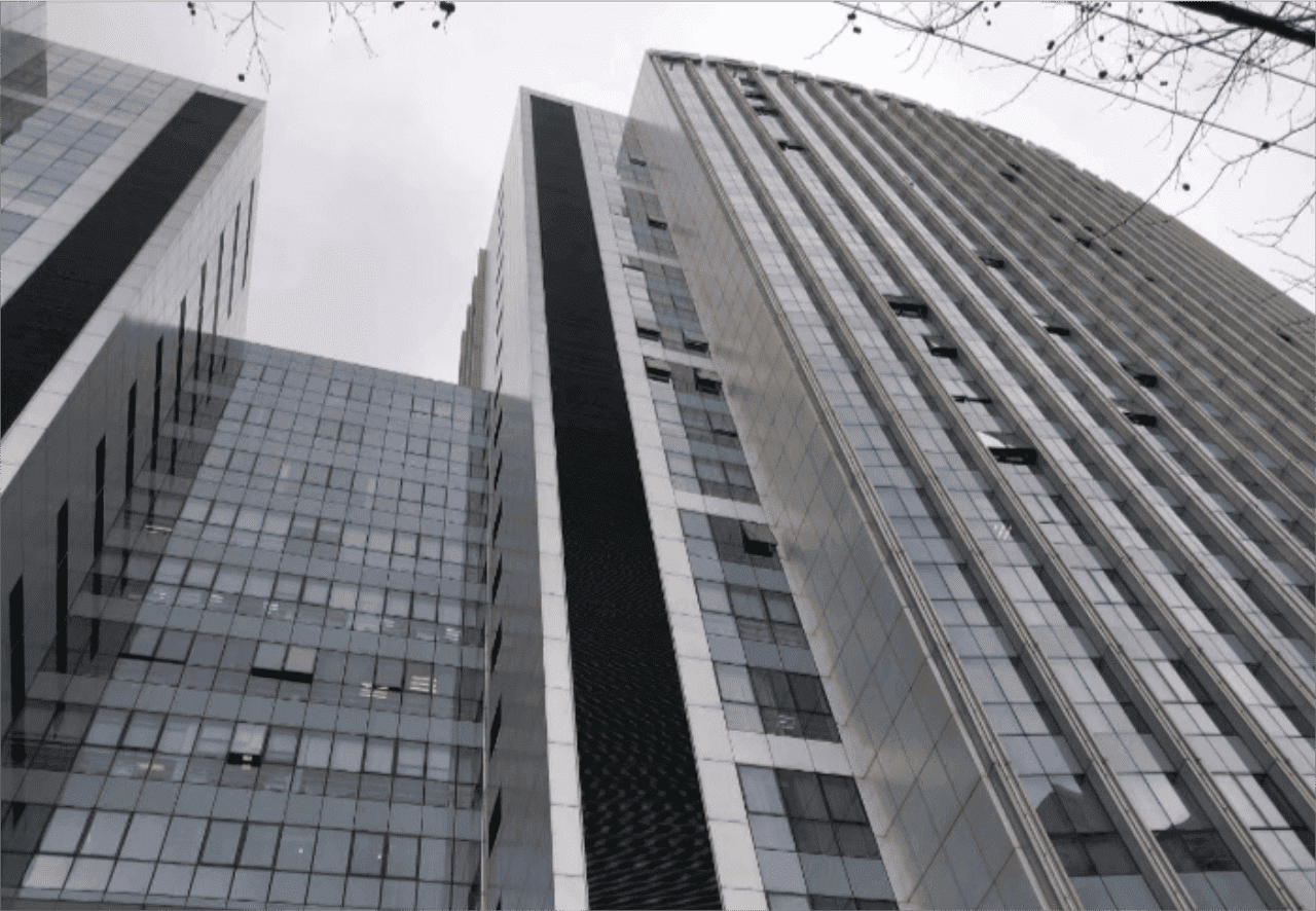 SOHO中山广场长宁 SOHO中山广场 187平米 毛坯