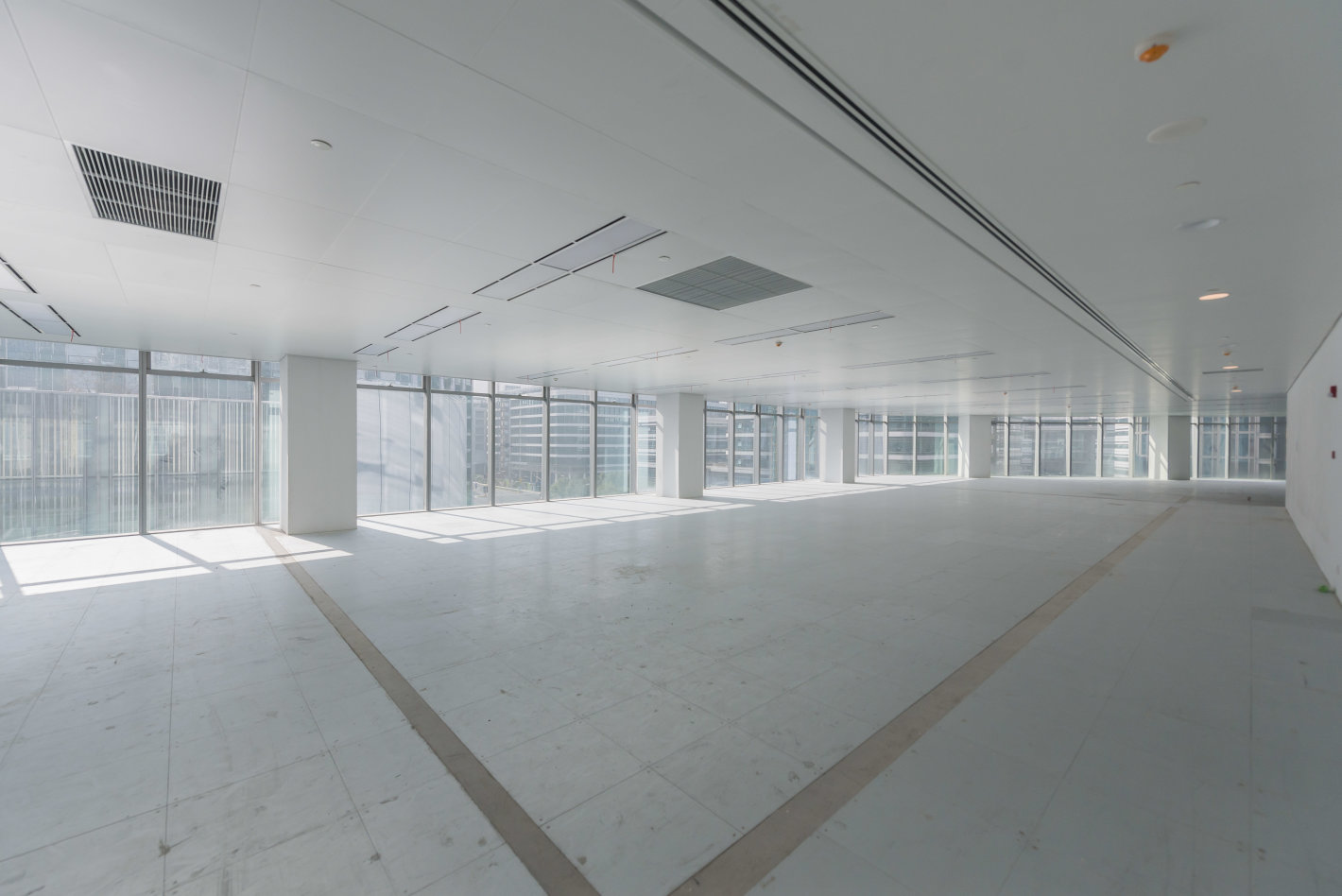 虹桥汇虹桥商务区核心区    3条轨交线路    户型方正    落地窗
